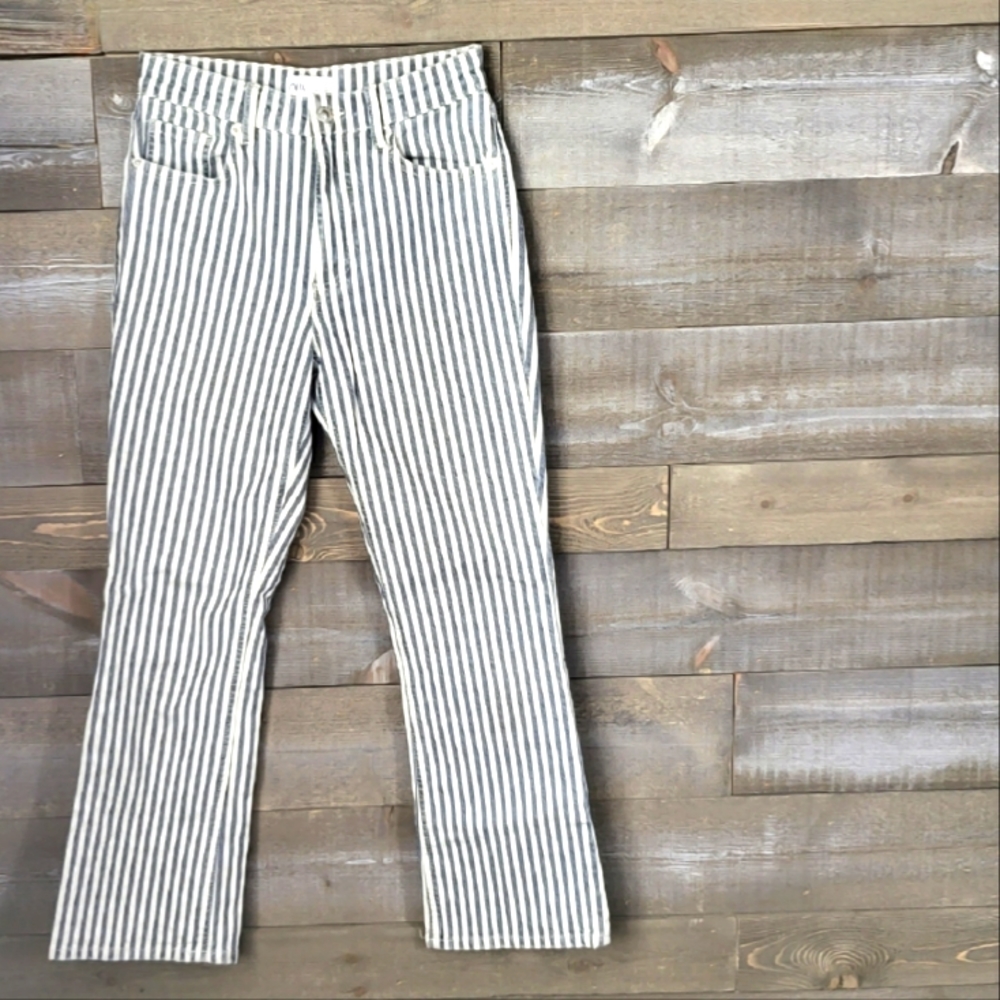 NWOT Zara Striped Blue and White Cropped Flare High Waisted Jeans